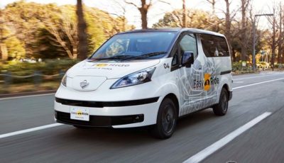 2回目となるDeNAと日産が共同開発を進める無人運転サービス「EasyRide」。車両は日産の電気自動車「e-NV200」がベース