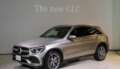 メルセデスベンツ GLC 改良新型（GLC 300 4MATIC モハーベシルバー）