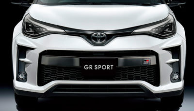 トヨタ C-HR S GRスポーツ（ブラック×ホワイトパールクリスタルシャイン）