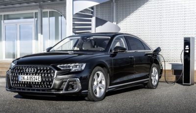 アウディ A8 60 TFSI e クワトロ 改良新型