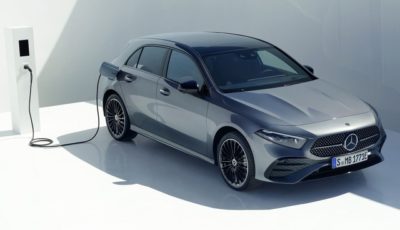 メルセデスベンツ Aクラス 改良新型の「A250e」