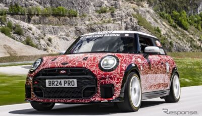 MINI ハッチバック 新型の「JCW」のプロトタイプ