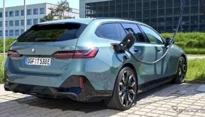 BMW i5 ツーリングの「eDrive40」