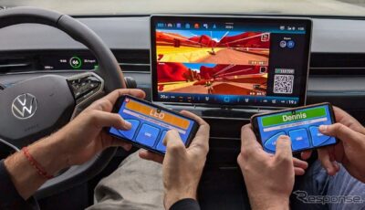 VWの車載ディスプレイでゲーム可能に。スマホがコントローラー