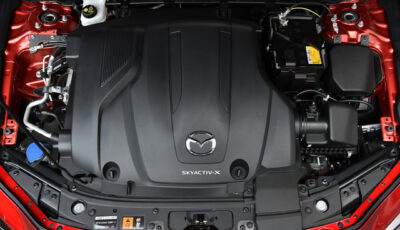 マツダはSKYACTIV-X（写真）に次ぐ新型4気筒エンジン「SKYACTIV-Z」の開発を進めている