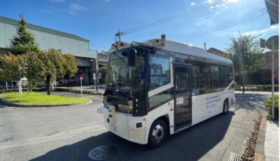 NTT東日本やティアフォーが狛江市で遠隔型自動運転バスの住民試乗会を開催へ